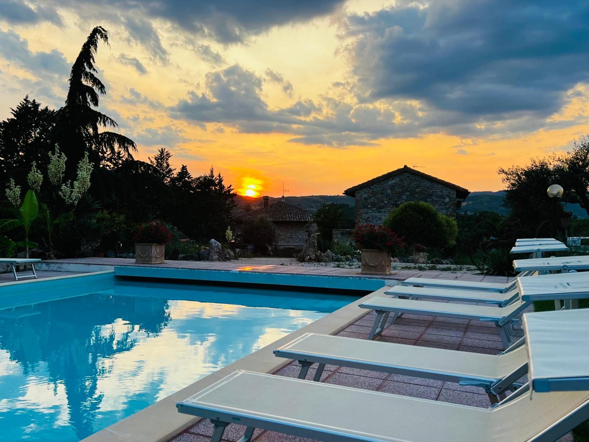 Le Case Di Lisetta Holiday Homes กอร์เชียโน ภายนอก รูปภาพ